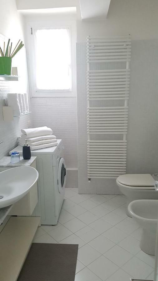 Ferienwohnung Le Stanze Del Trenino Rosso Tirano Exterior foto